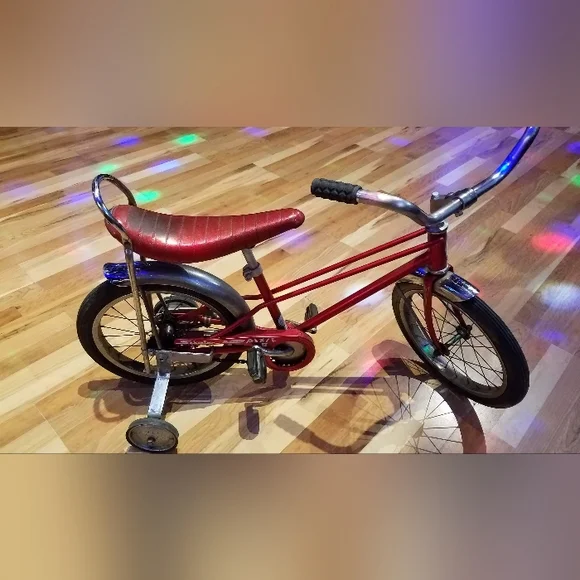 schwinn シュウイン　ビンテージ　Pixie 2 クルーザー　16インチ Vintage 1960s SCHWINN PIXIE Red w/ 16